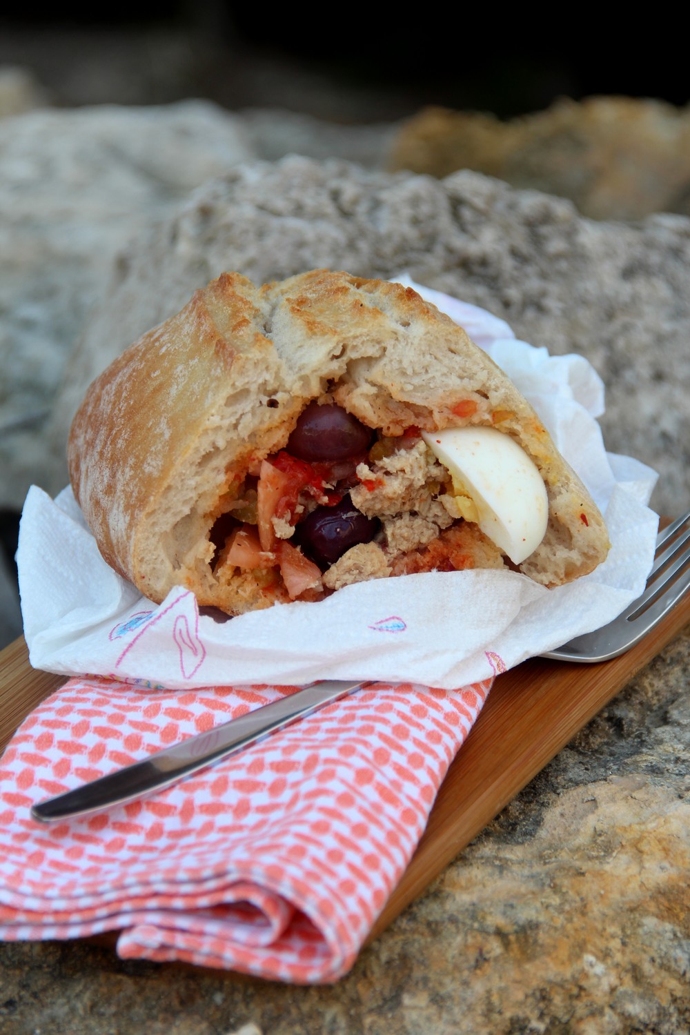 Le fameux sandwich Tunisien de belle maman